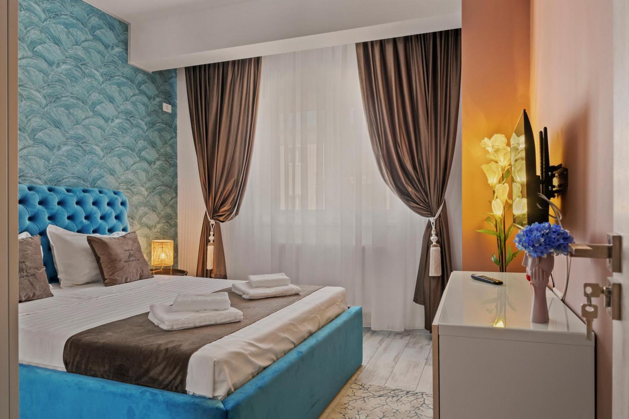 Comfort Azure Bucharest Exterior photo